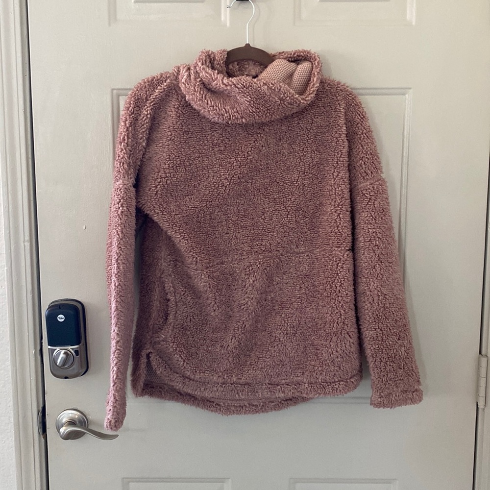 Mountain khaki Cowell neck sweater